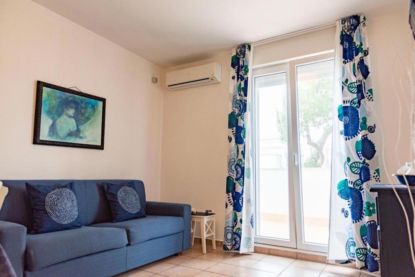 Blu Sun Apartment in Complesso Riva del Sole Giovinazzo Esterno foto